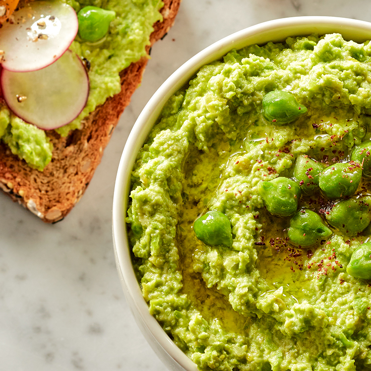 Green Chickpea Hummus
